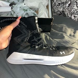 under armor volleyball shoes